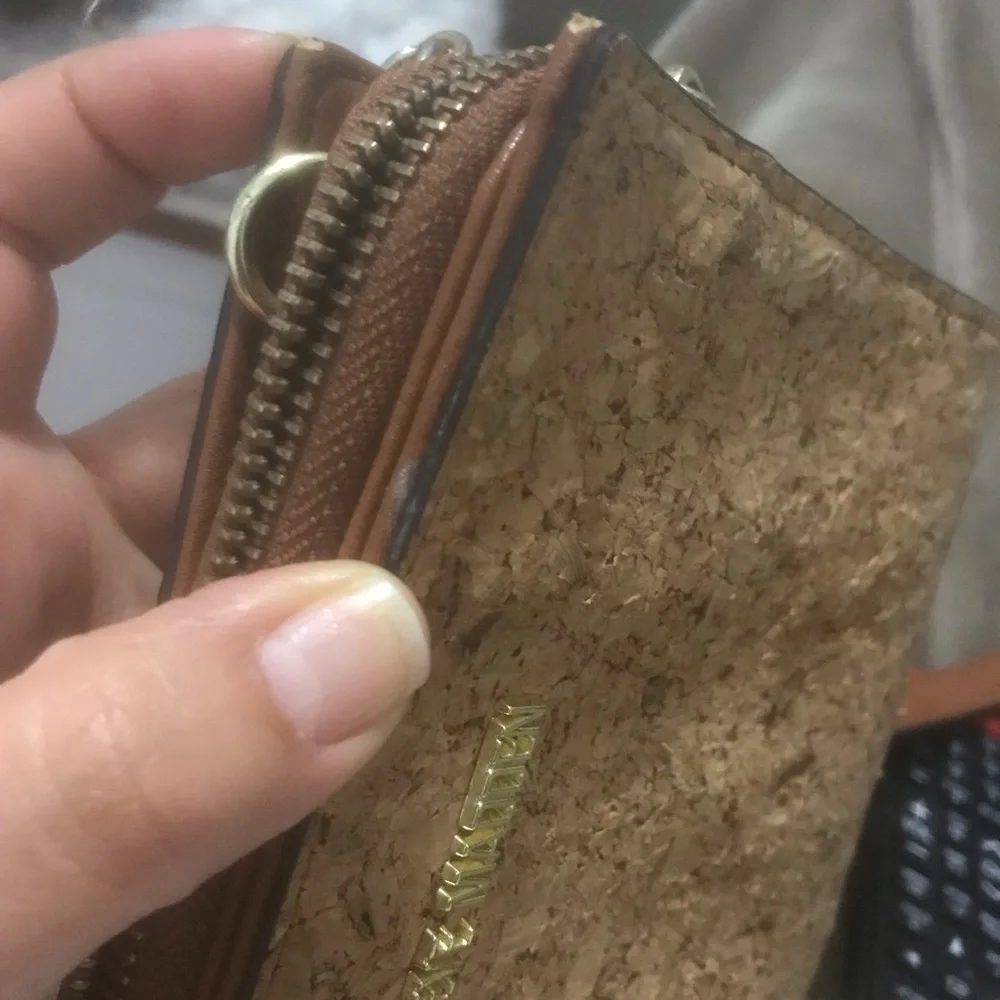 Steve Madden cork purse, NWOT, $39 - Picture 6 of 11